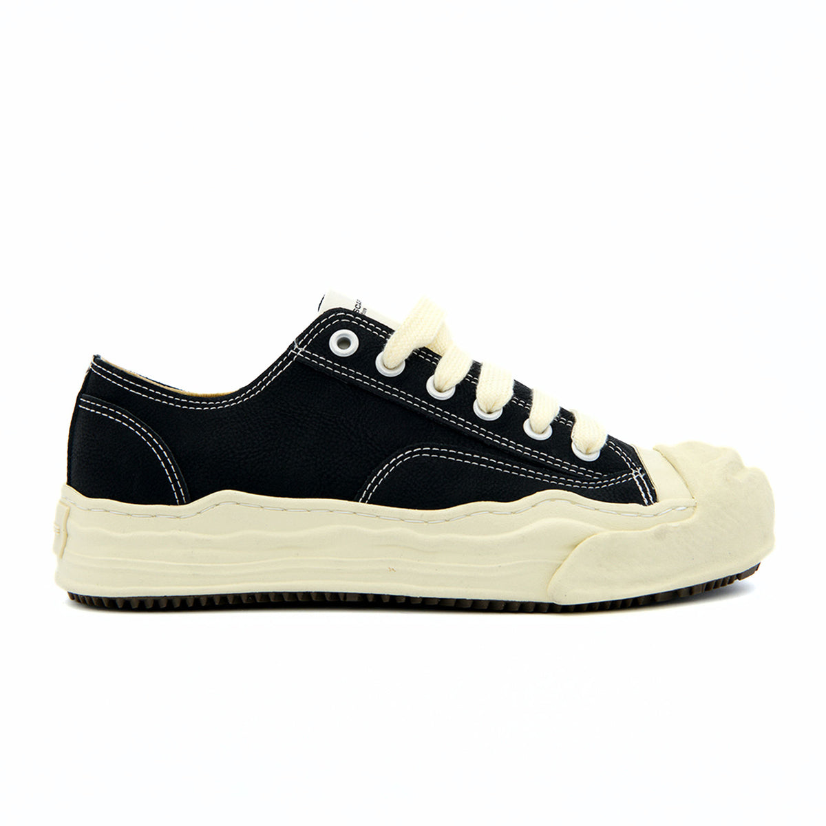 Genesis Low Black N